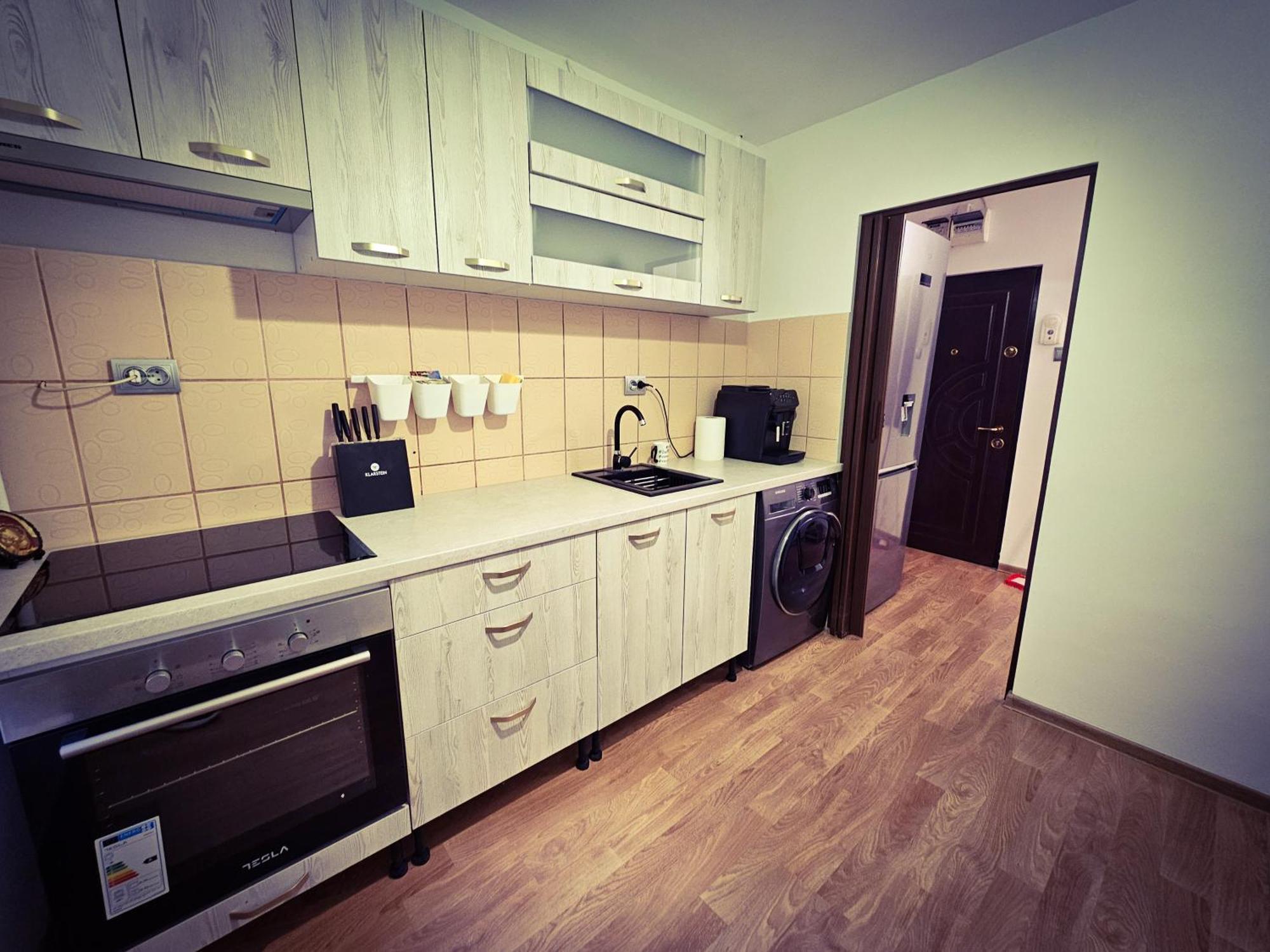 Mony Apartaments Roman Luaran gambar