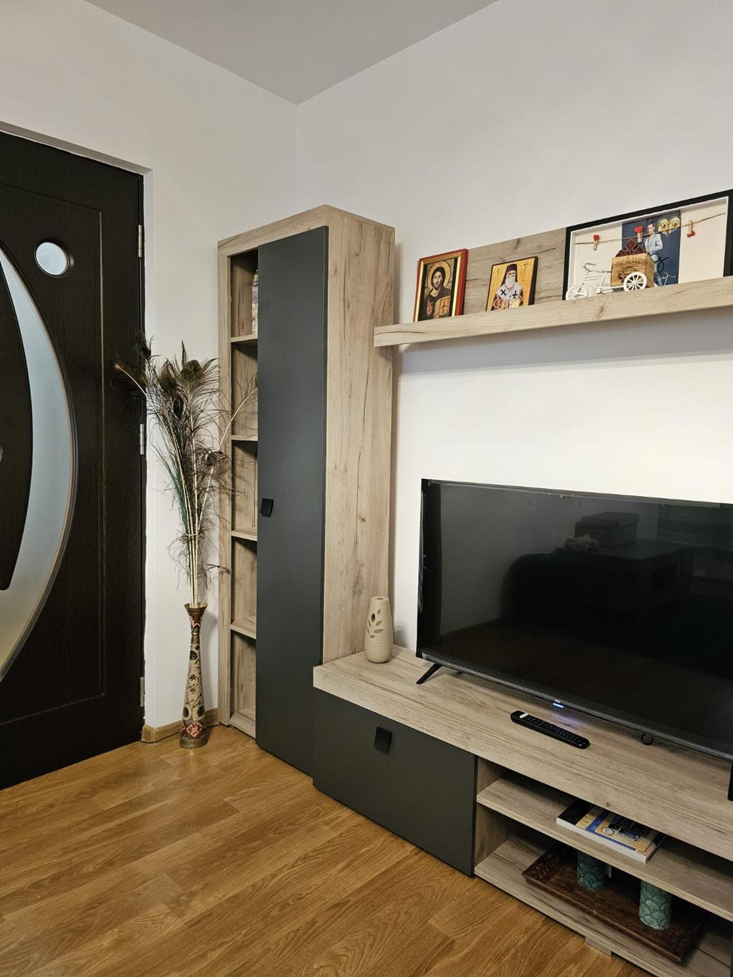 Mony Apartaments Roman Luaran gambar